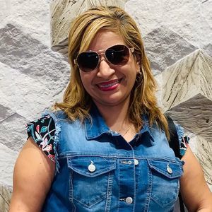 Meet your Posher, Alba